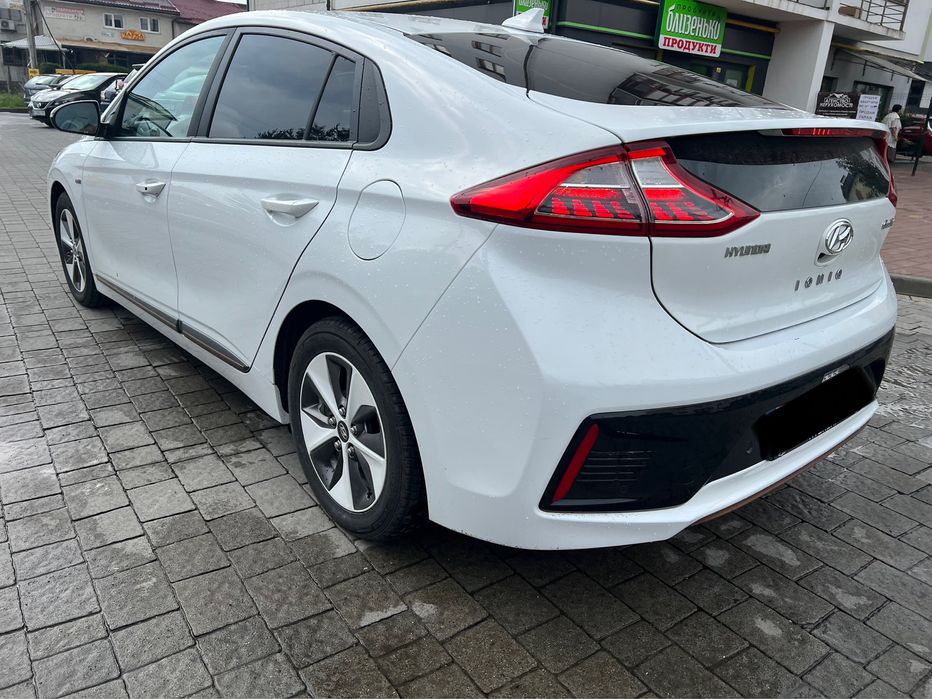 Оренда електроавто, оренда ioniq, оренда hyundai