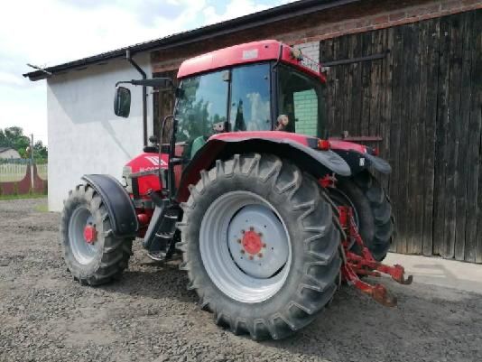 Mccormick MC 115 Case MX 110