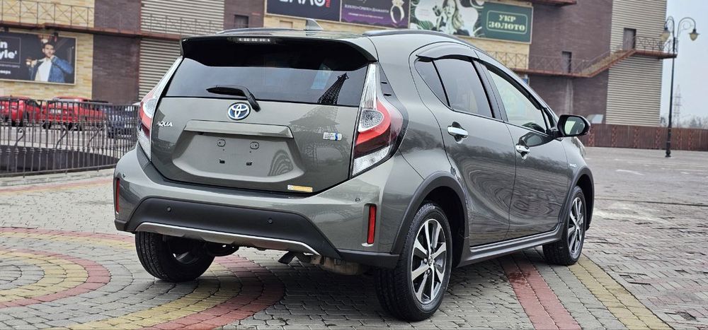 Продам Toyota agua