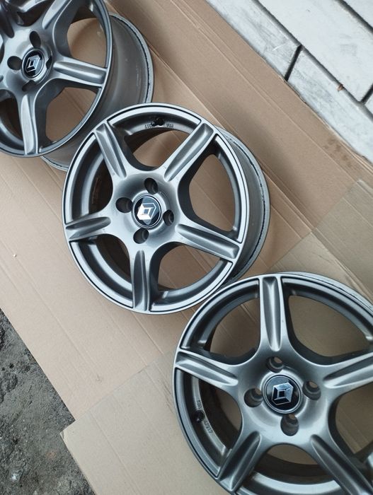 R15 4 100 диски Renault/Germany.