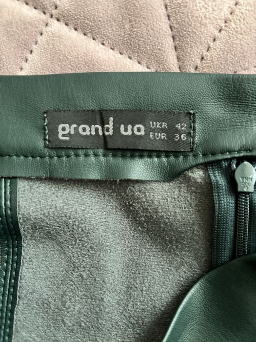 Спідниця з екошкіри