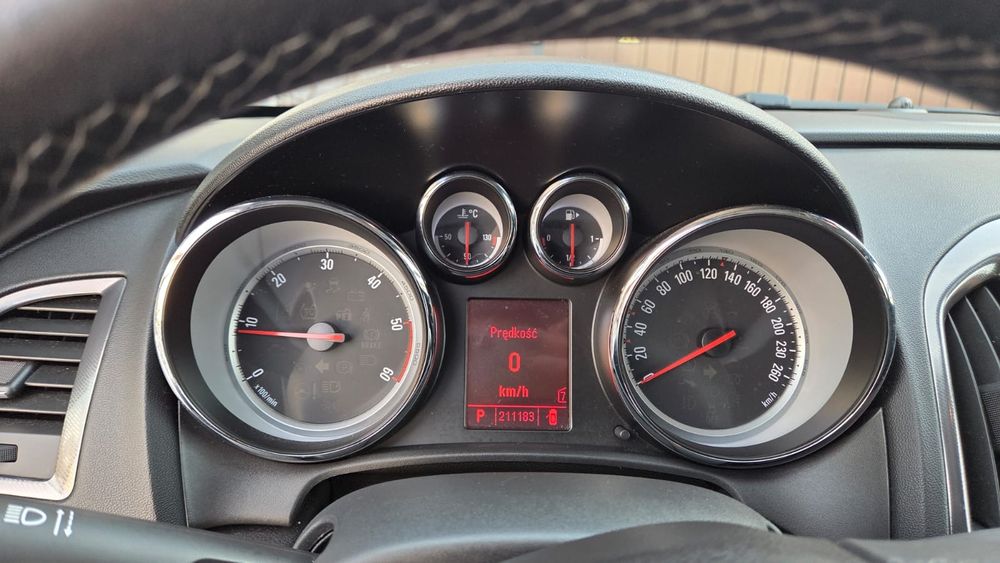 Opel Astra J ,2011 R  HATCHBACK , 2.0 CDTI 160KM 210tys Grafitowy