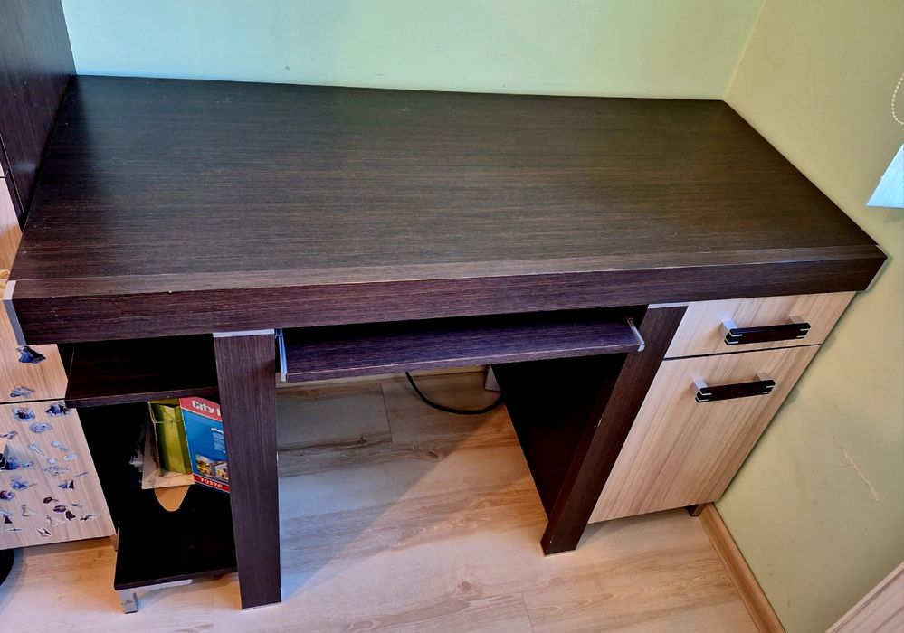 Biurko bardzo dobry stan