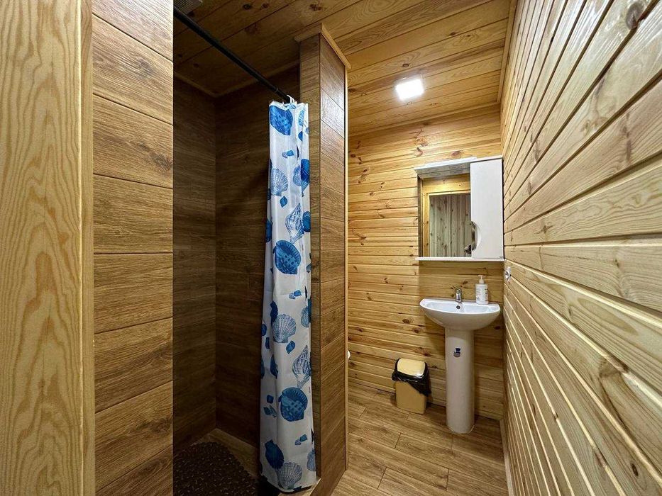 Котедж Сімейний у Світязі біля озера.