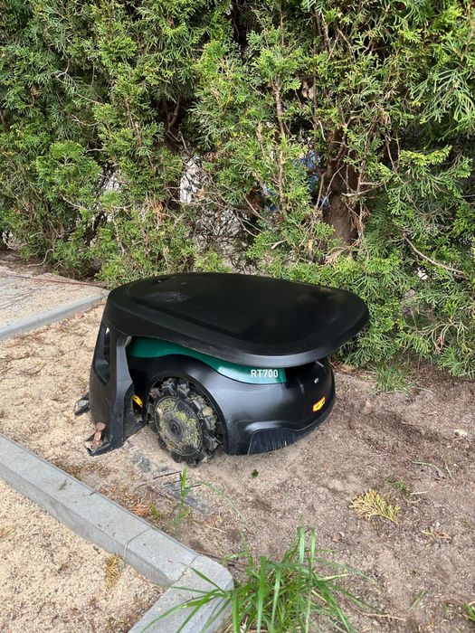 Robot koszący Robomow RT700 kosiarka