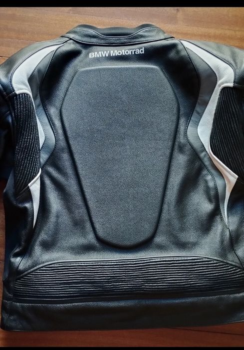 Blusão BMW para mota, mulher. Tamanho L, nunca usado, como novo