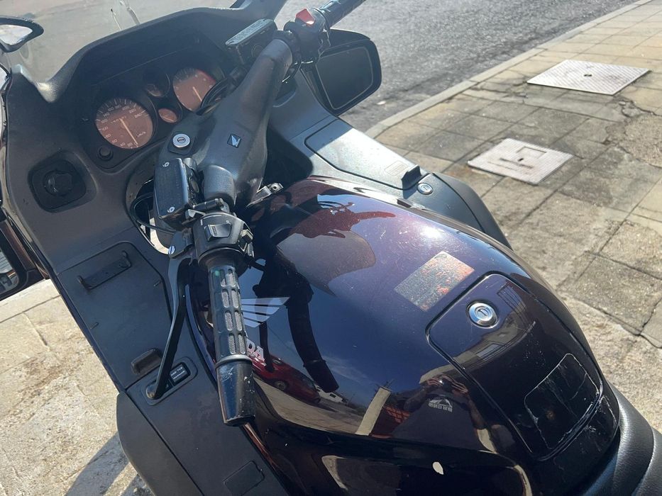 Honda Pan European ST1100 – Touring Clássica – Malas + Top Case – Revisão Feita