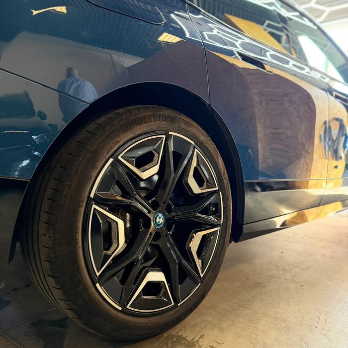 BMW iX xDrive40 foto 5