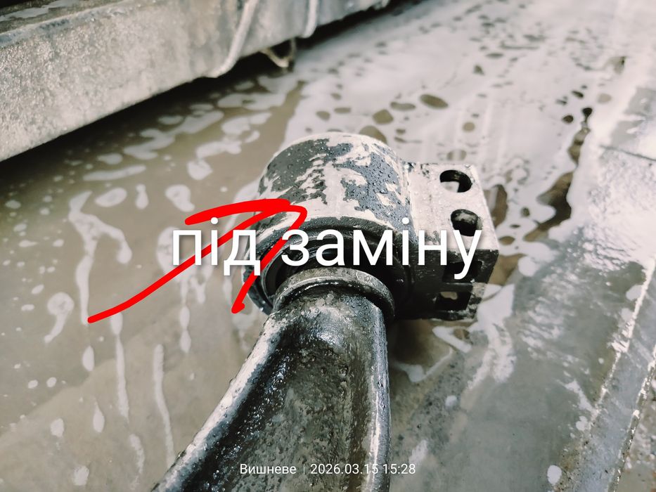 Передній правий  ричаг Опель Інсігнія