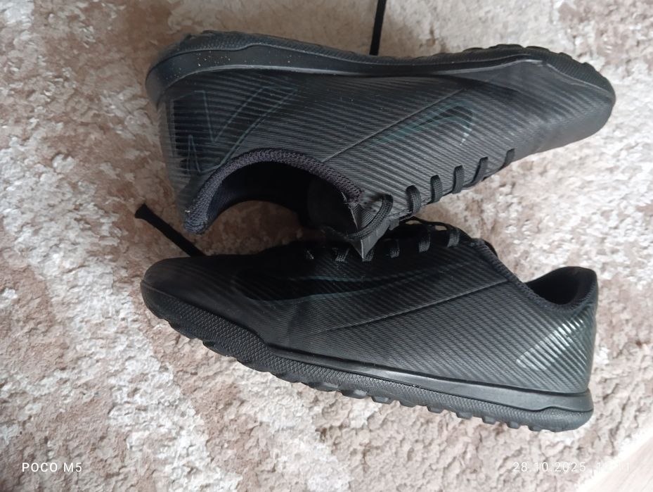 Сороконіжки nike air zoom