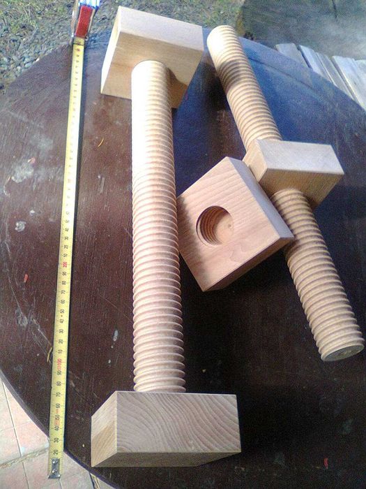 Śruby drewniane -od  fi-19 do fi-45mm (wym.- standard i na zamówienie)