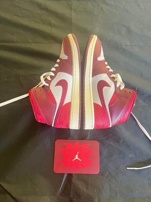 Air Jordan 1 WMNS