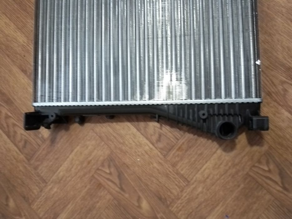 Радиатор охлаждения двигателя Opel Vivara 2L CDTI.4406359 kemp-company