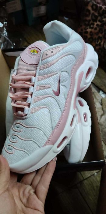 Nowe buty damskie rozmiar 40
