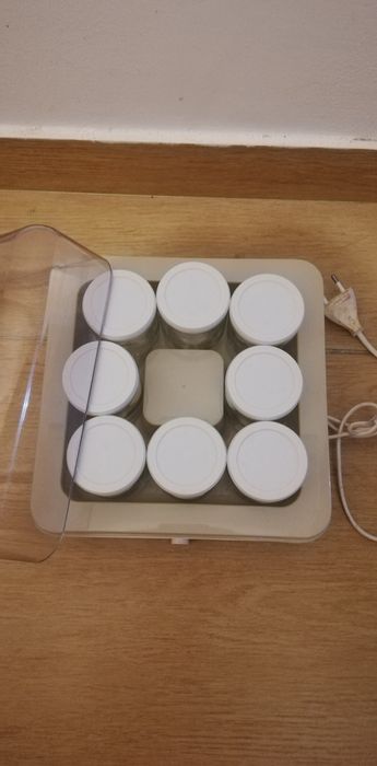 Iogurteira elétrica