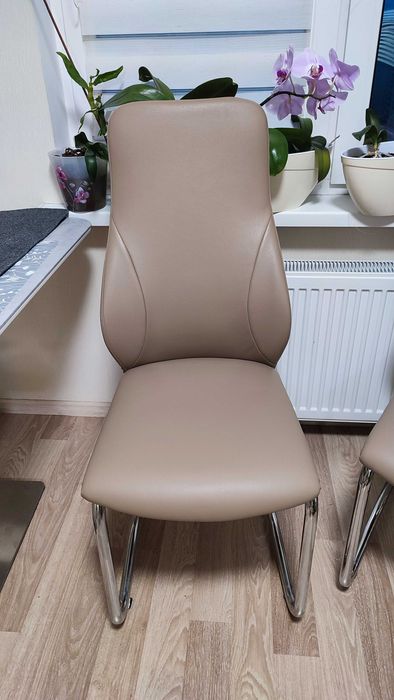 Перетяжка и ремонт мягкой мебели