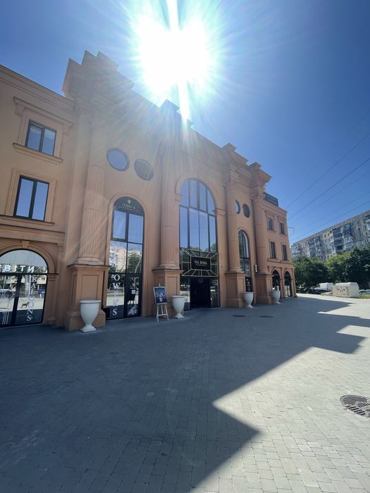 ФАСАД! Двухуровневое Помещение 150 метров! ЖК VIA ROMA!