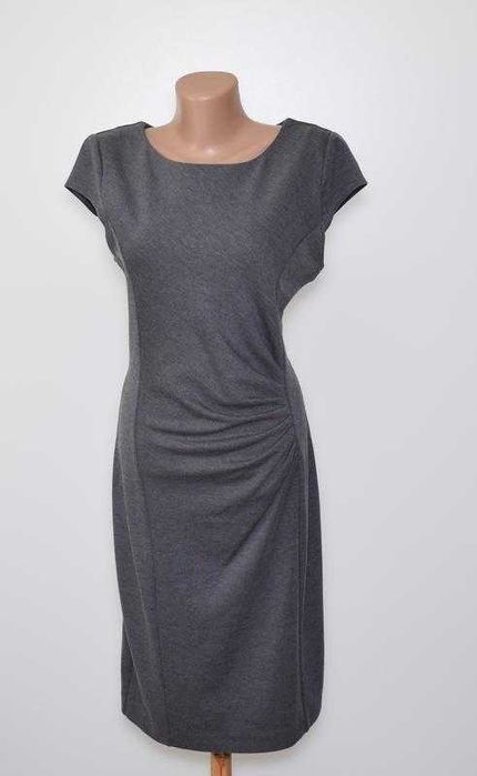 Сіра елегантна сукня платье футляр по фигуре плаття