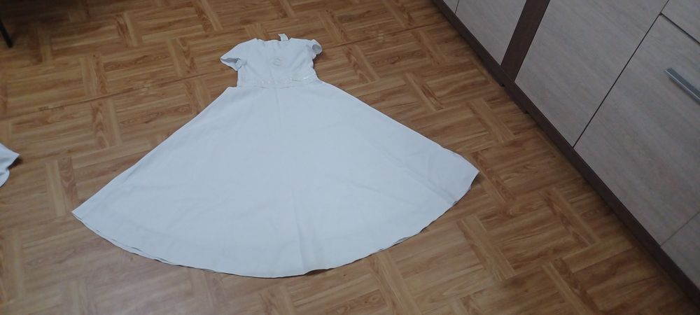 Sprzedam Albe Komunijna