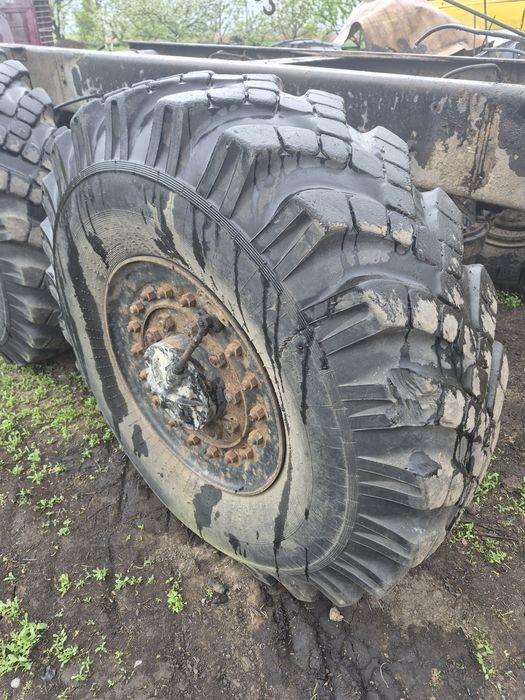 Колеса Урал 375,4320,Камаз 4310,14.00 R20