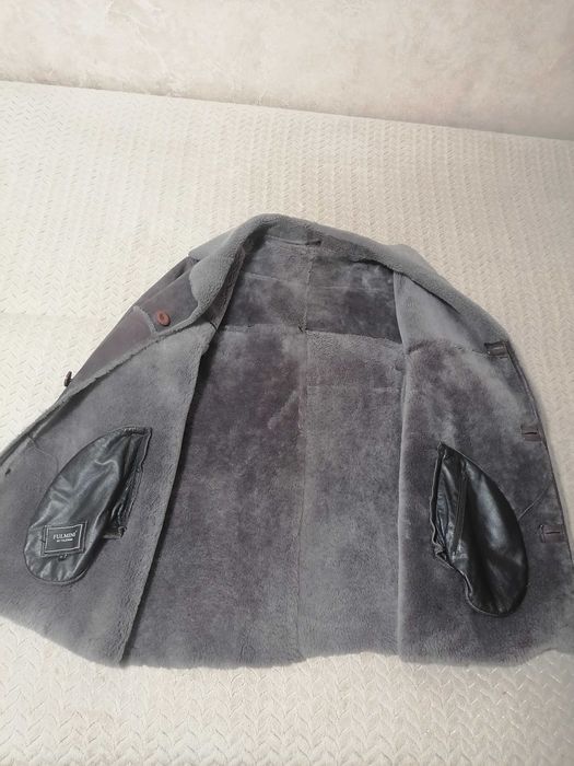 Зимова шкіряна дублянка розмір 52-54