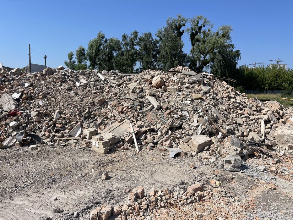 Демонтаж будівель. Вивіз сміття