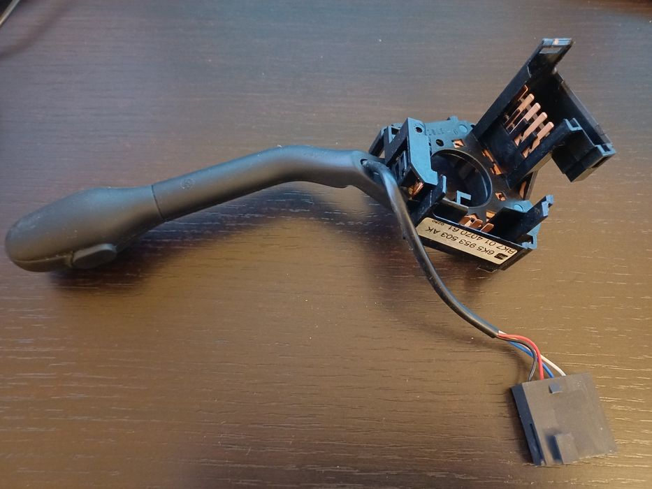Manetes MFA Seat 6k2 e outro material