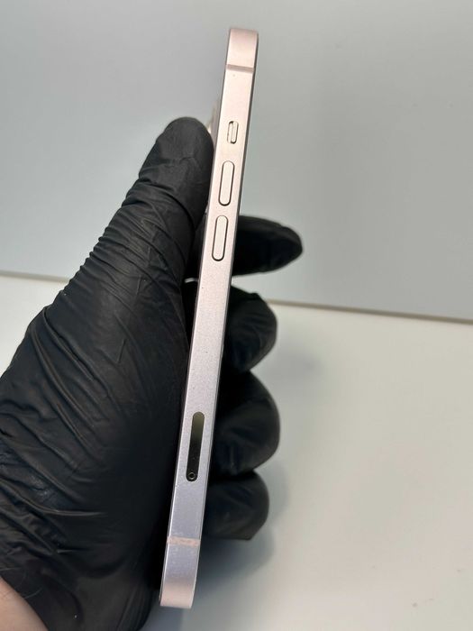Apple iPhone 13 - 128GB