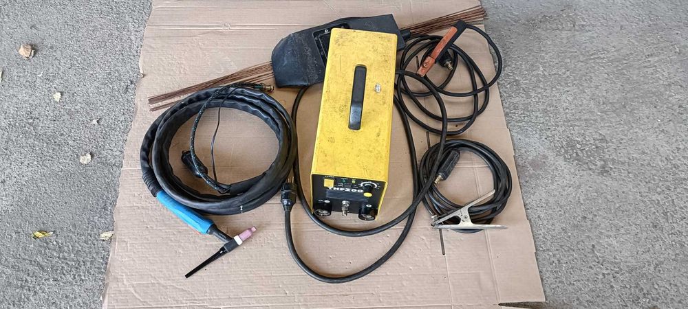 Spawarka Magnum THF200A