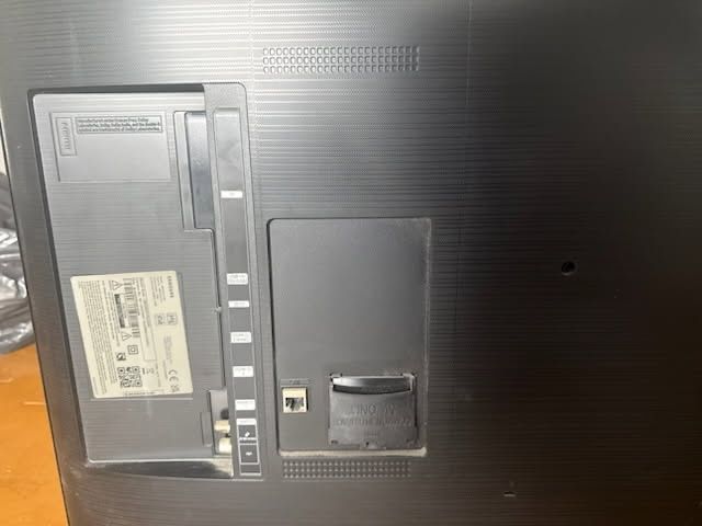 Telewizor Samsung smart 43cale dwuletni uzywany stan uwazam za bardzo dobry
