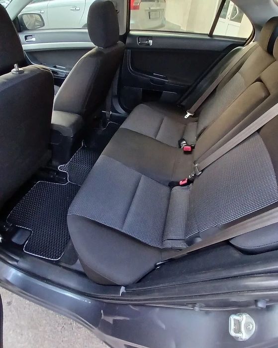 Mitsubishi Lancer 2009 X - покоління