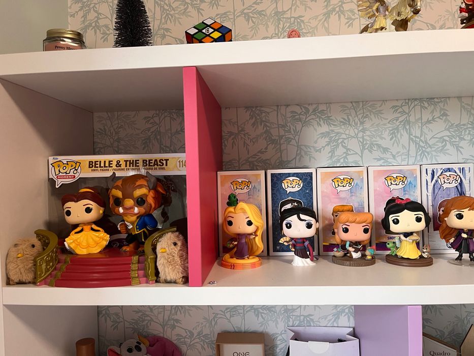 Single Bed Set and Bookshelf64563918217217123