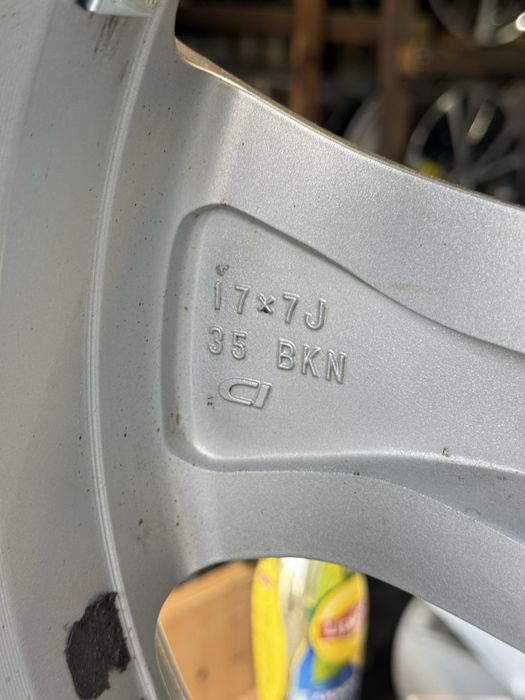 Ном 170 057 Диски оригінал Toyota rav4 rest highlander Lexus nx 5-114,3 r17 et35
