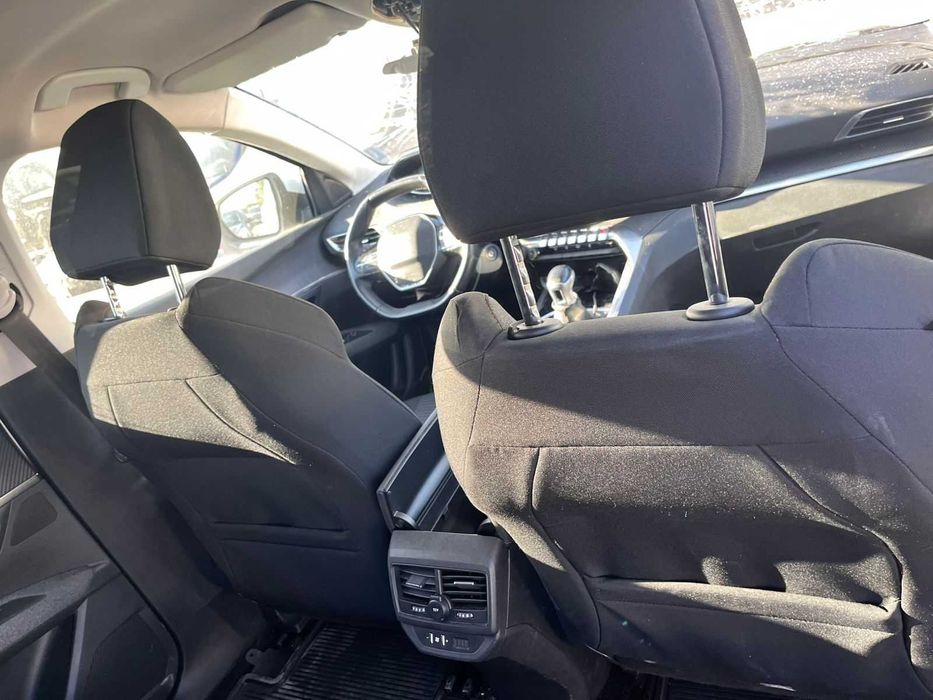 Peugeot 5008 salvado