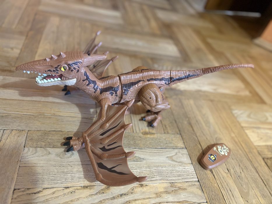 Інтерактивний робот динозавр К 600-20-20А на радіокеруванні 72 см