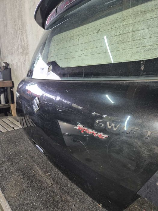 Klapa Bagażnika Tyl Tylna Suzuki Swift IV MK6