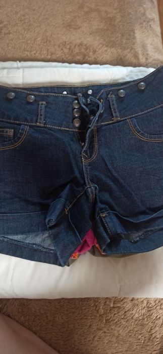 Шорти для дівчинки.