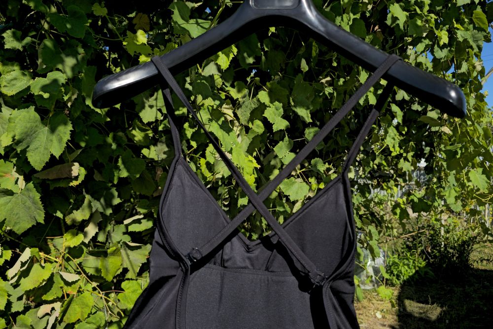 Купальник Puma Swim Women’s V-Neck Cross-back Swimsuit