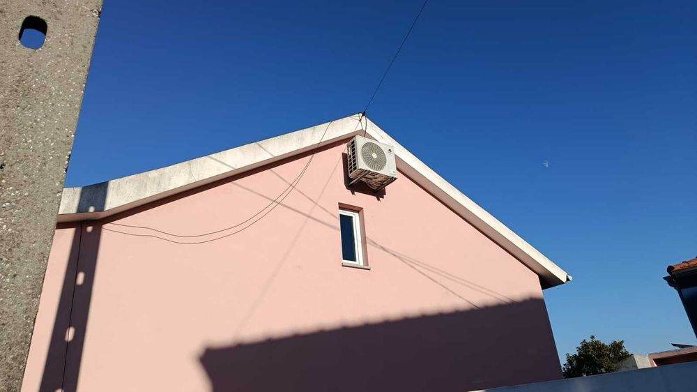 AR CONDICIONADO, Fornecimento, Instalação e Manutenção.