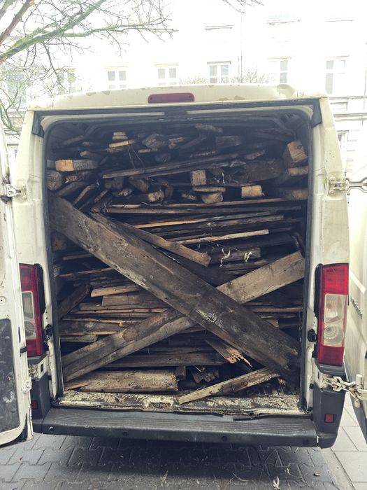 Wywóz śmieci odpadów mebli utylizacja odbiór porządkowanie sprzątanie