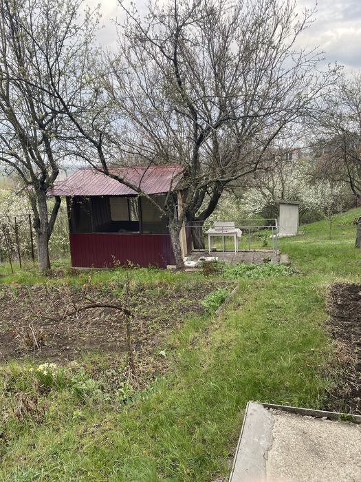 Продам дачу на березі річки