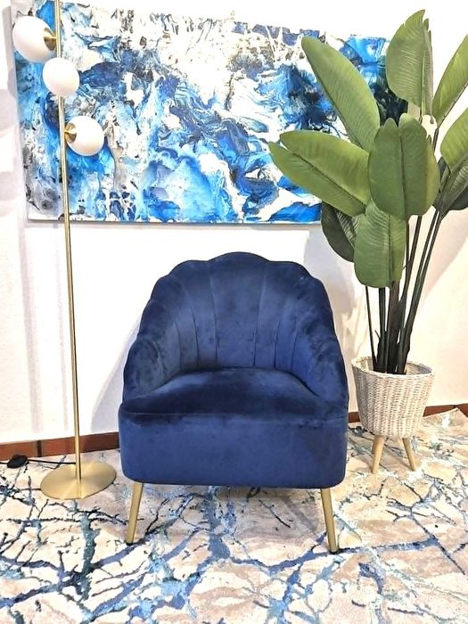 Poltrona em Concha / Bergere / Sofa / Cadeira / Veludo / Azul / Movel / Sala / Quarto
