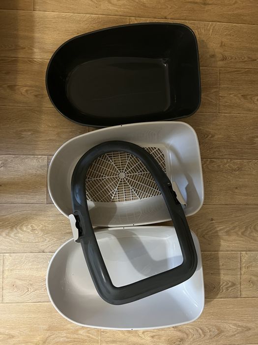 Туалет для котів Trixie з сіткою «Berto» 39 x 22 x 59 см