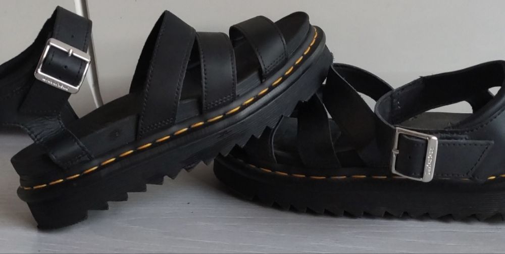 Dr.Martens жіночі сандалі