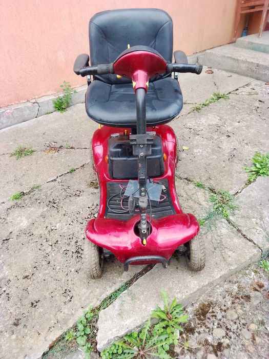 Електроскутер SHOPRIDER для людей з інвалідністю