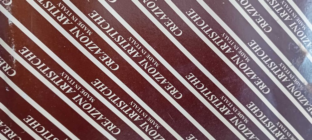 Quadro vintage com espelho e  baixo relevo made in Italy!