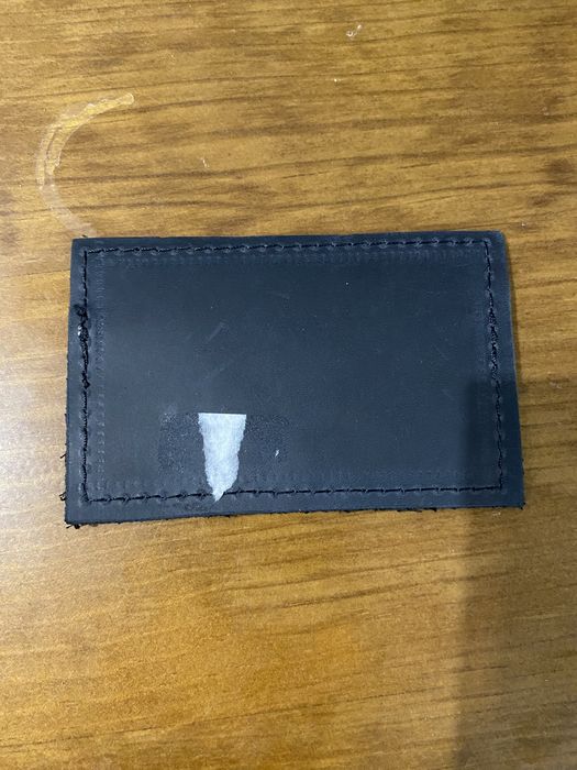 Carteira para cartão de crédito ou similar em pele genuína