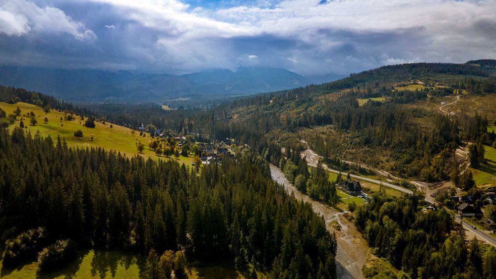 Usługi dronem, Zdjęcia i filmy z powietrza, filmowanie w 4K