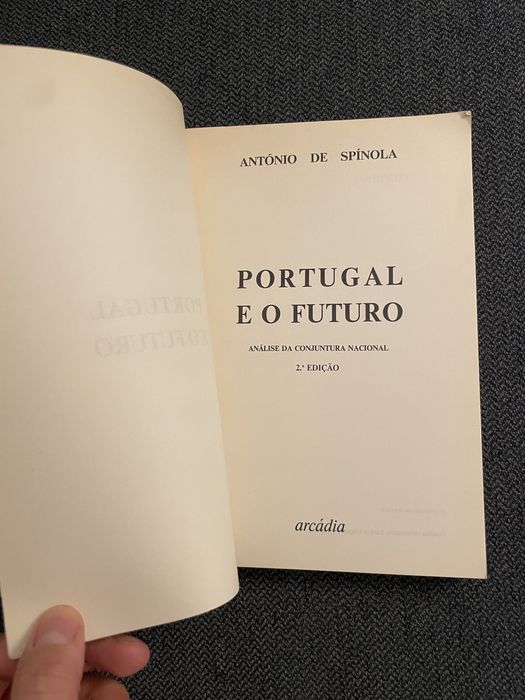 Livros Variados (História e Política)