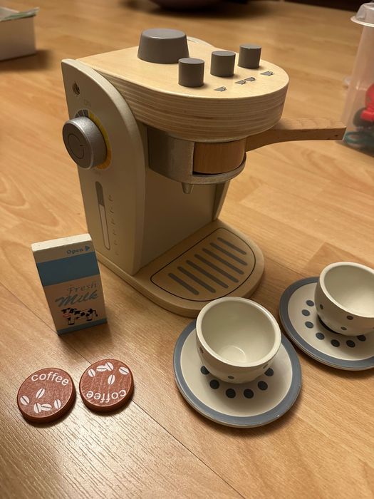 Каво машина іграшкова New Classic Toys